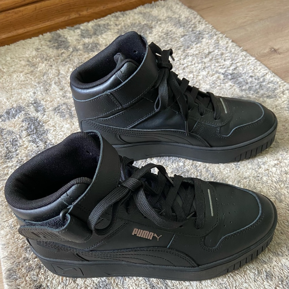Puma Women's Black High-Top Sneakers - Picture 2 of 11